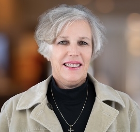 Holly 2022